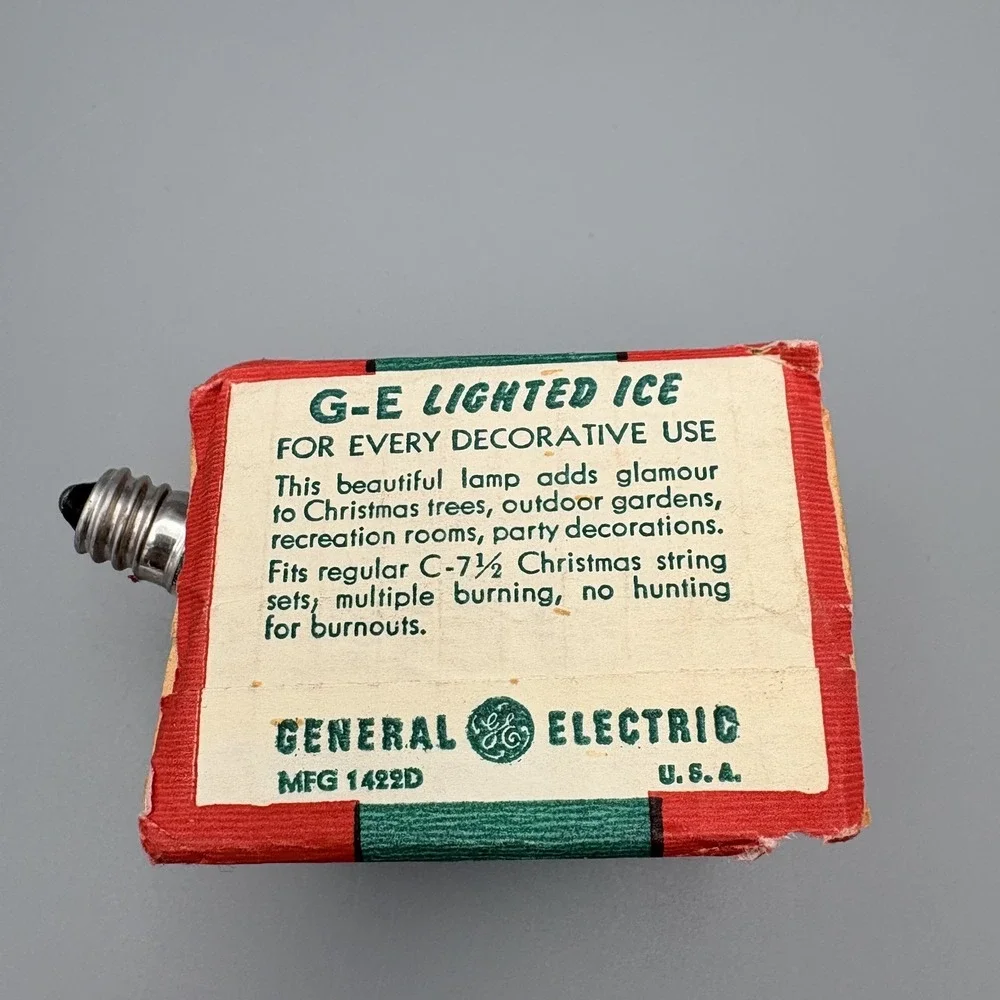 Lot Of 5 Vintage GE Lighted‎ Ice Bulbs Red/White Christmas Light Frosted Sugared
